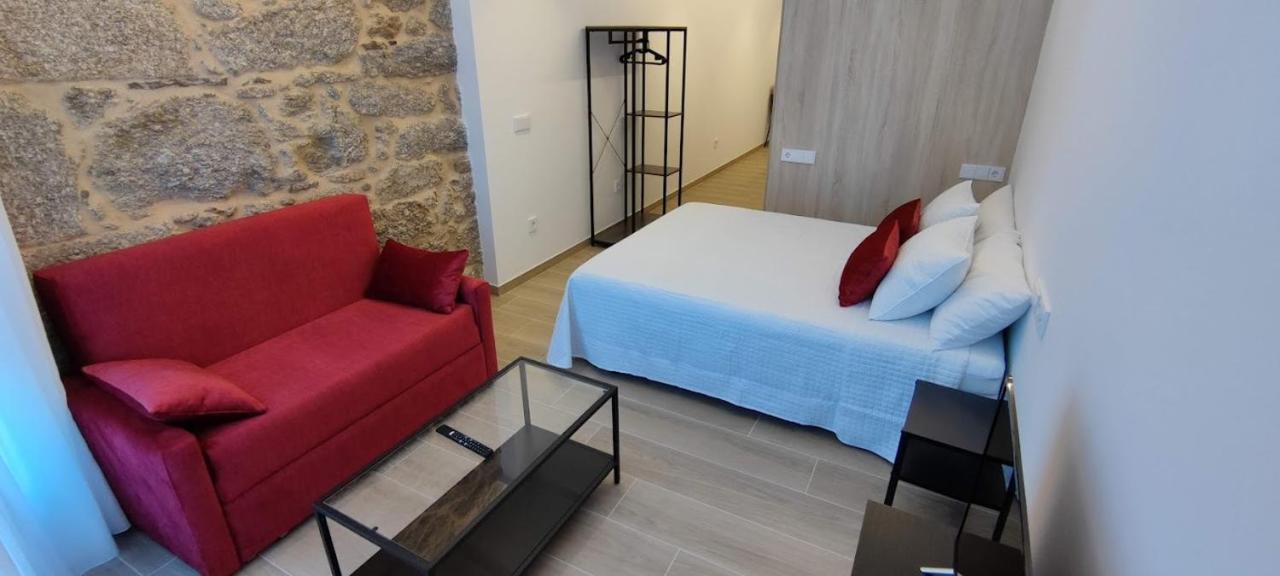 Apartamentos A Pousa Do Asma Chantada Luaran gambar